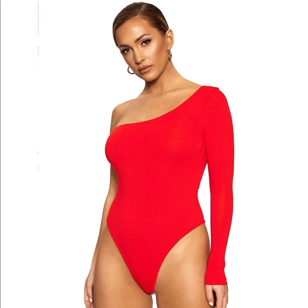 COPY - NW Xs Side Piece Bodysuit Top